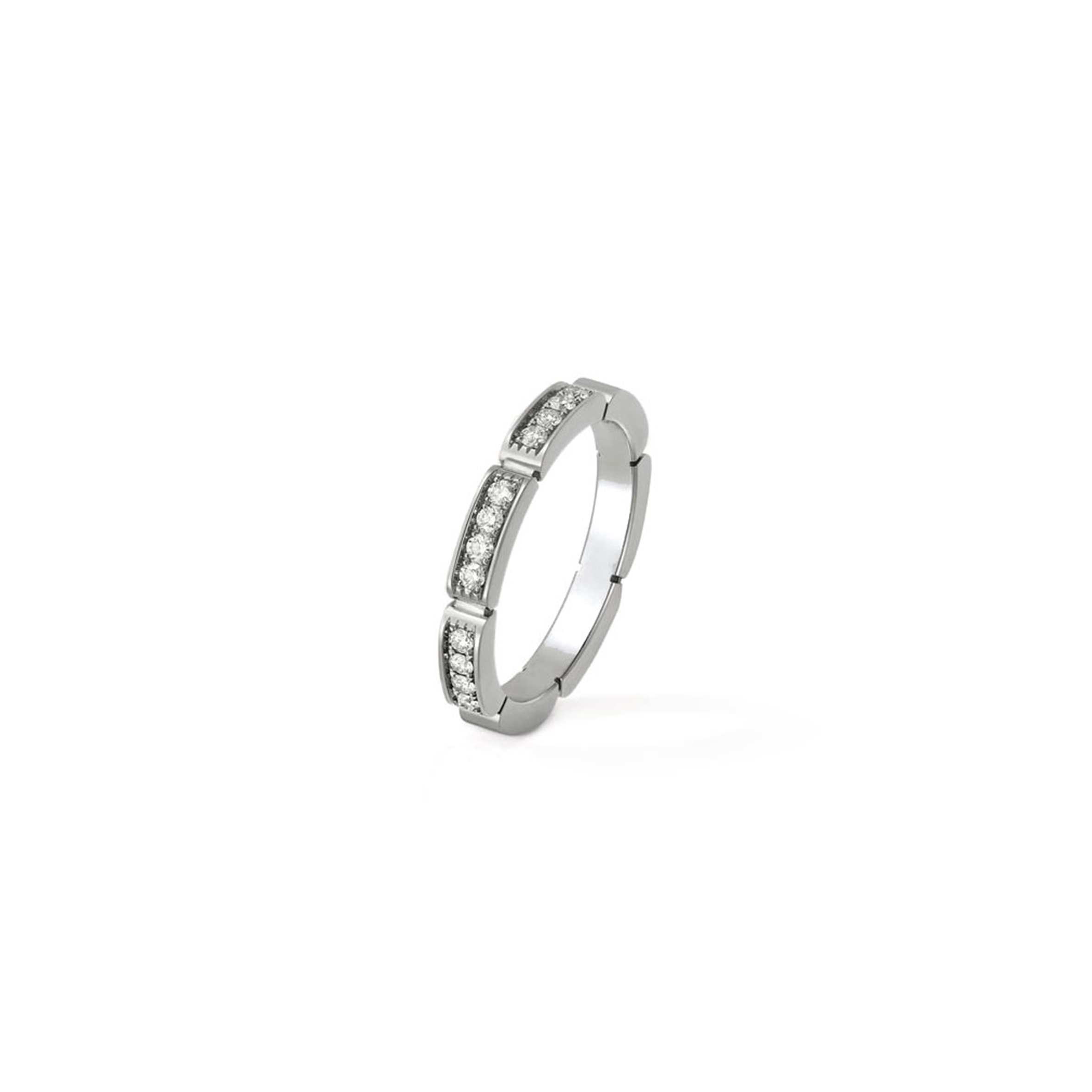 Ca*t1er maillon panthÈre wedding band, half-paved b4221000